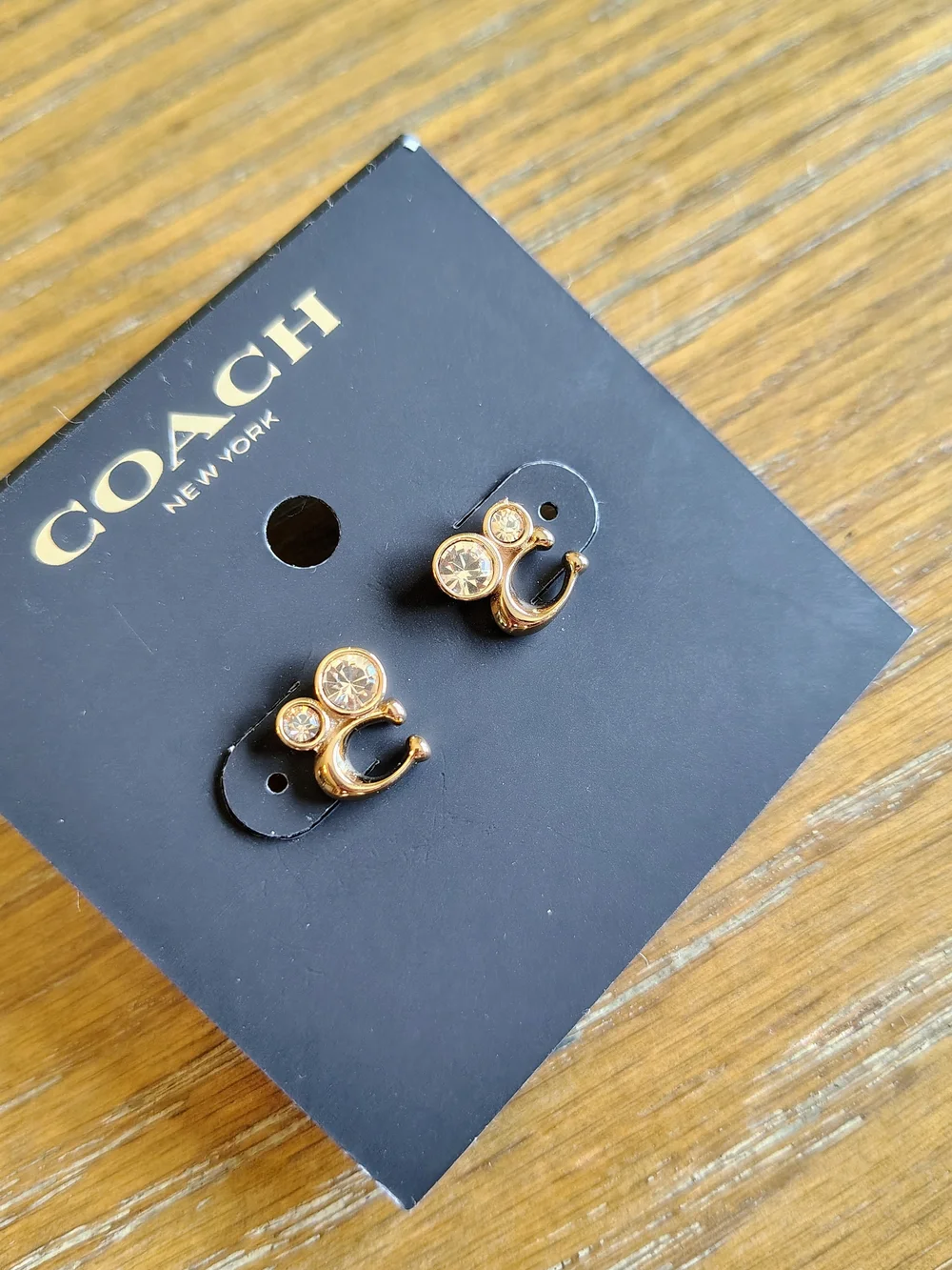 NWT Coach Signature C Crystal Cluster Stud Earrings Gold C9450